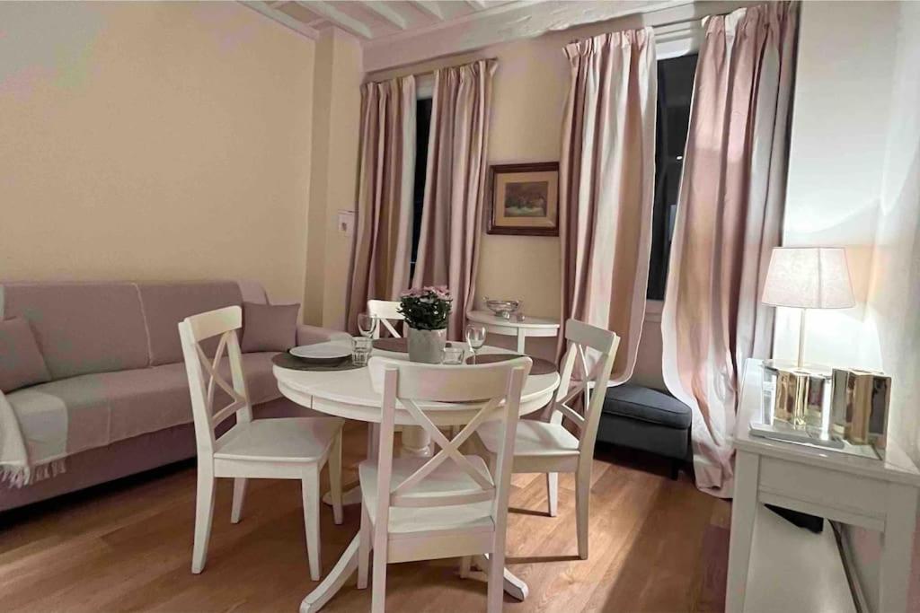 דירות פירנצה Cozy Santa Maria Novella Uffizi Duomo 2Beds-2Baths מראה חיצוני תמונה