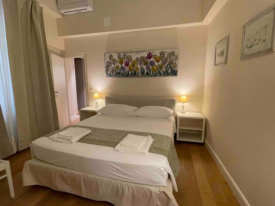 דירות פירנצה Cozy Santa Maria Novella Uffizi Duomo 2Beds-2Baths מראה חיצוני תמונה