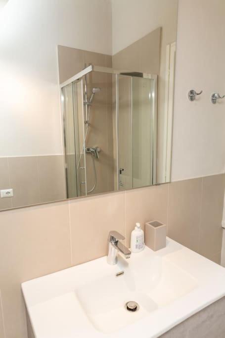 דירות פירנצה Cozy Santa Maria Novella Uffizi Duomo 2Beds-2Baths מראה חיצוני תמונה