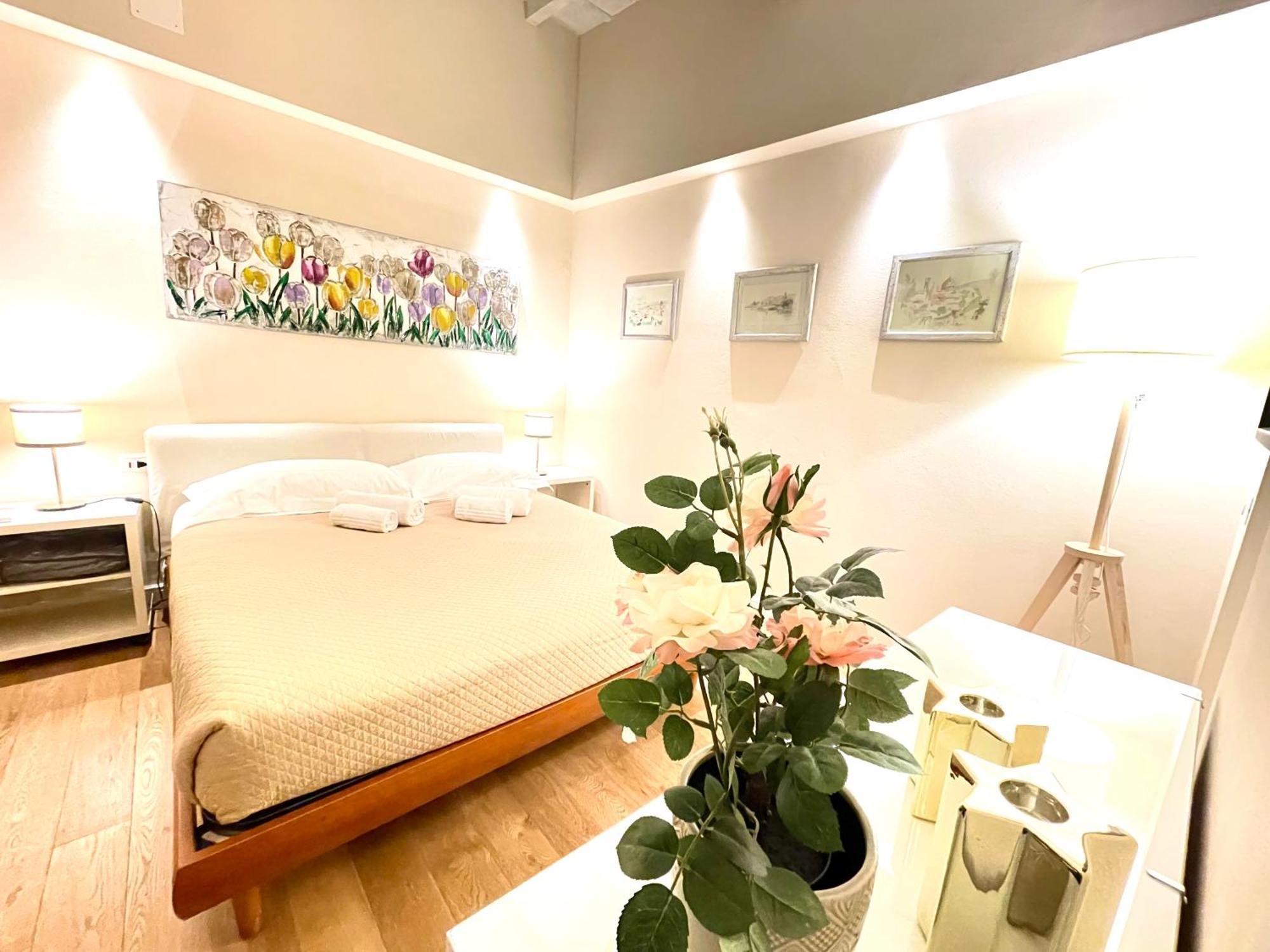 דירות פירנצה Cozy Santa Maria Novella Uffizi Duomo 2Beds-2Baths מראה חיצוני תמונה